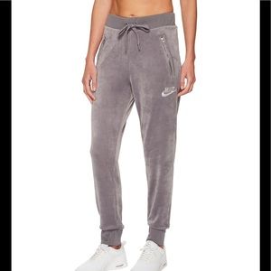 nike velvet sweatpants